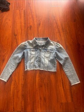Light Wash Cropped Kids' Denim Jacket - Brand Unspecified